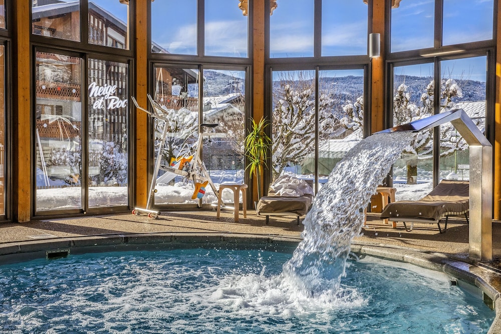 Hotel Spa Neige Et Roc Samoens 38/77