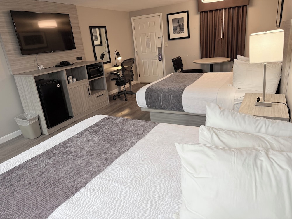 Basic, Double Bed, Knights Inn Danvers 8/10