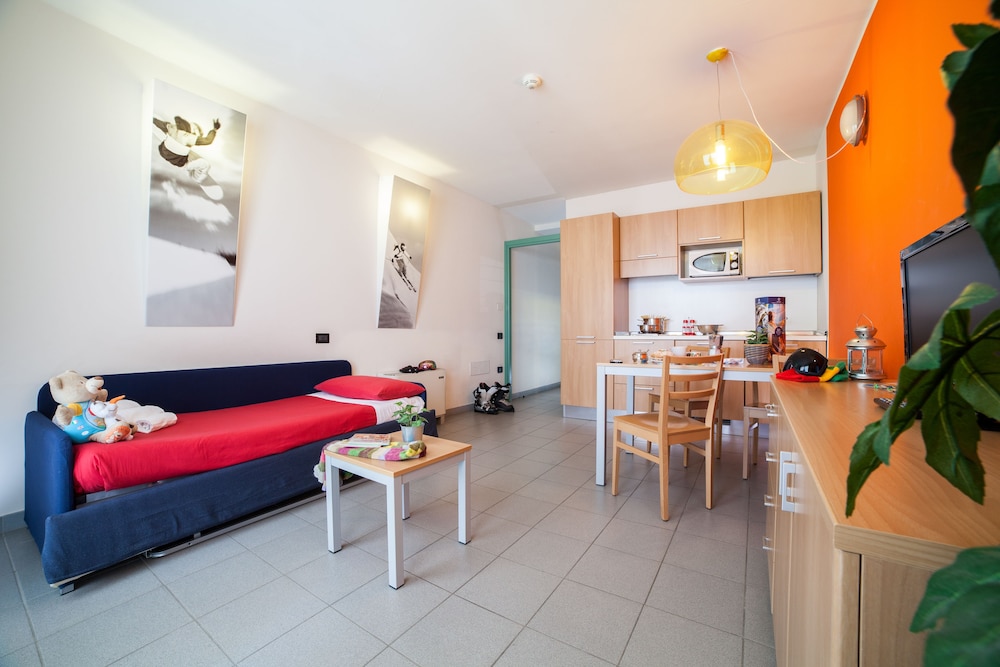 Villaggio Olimpico Apartments 31/50