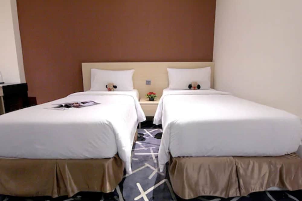 Pacific Express Hotel Central Market 25/50