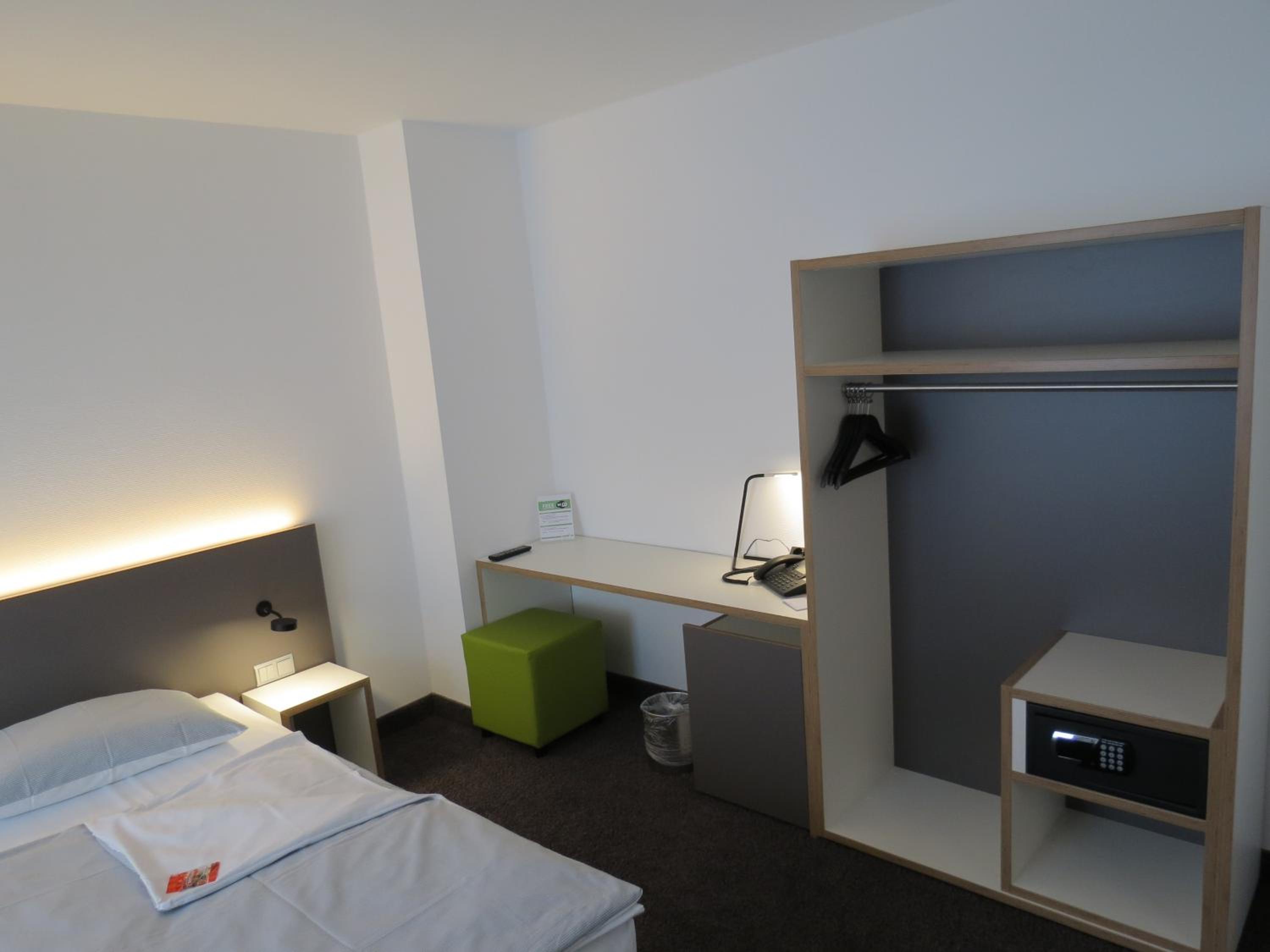 Family Suite, Junior Suite, Comfor Hotel 5/10
