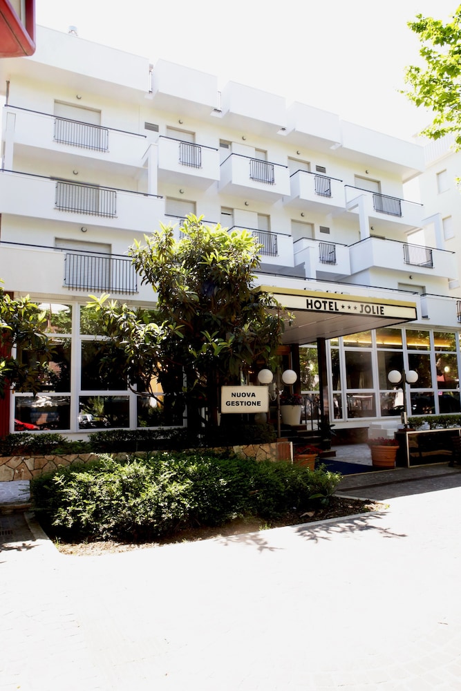New Hotel Jolie photo3