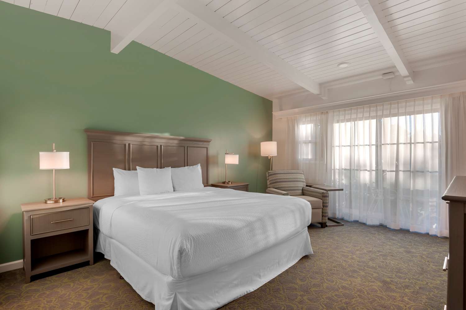 Best Western Plus Santa Barbara 26/41