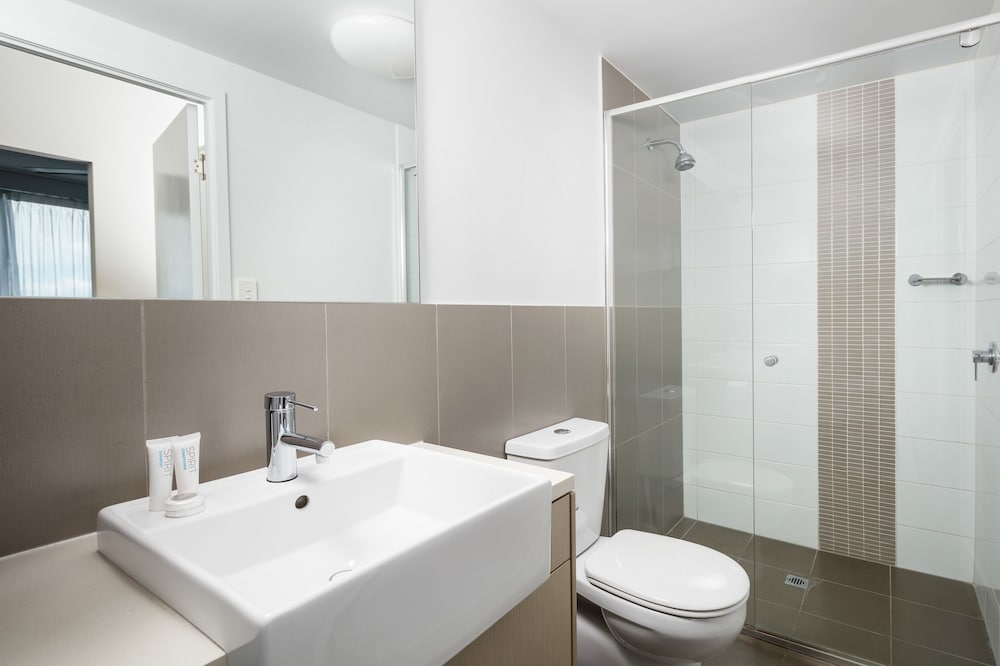 Central Holborn Apartments 15/71