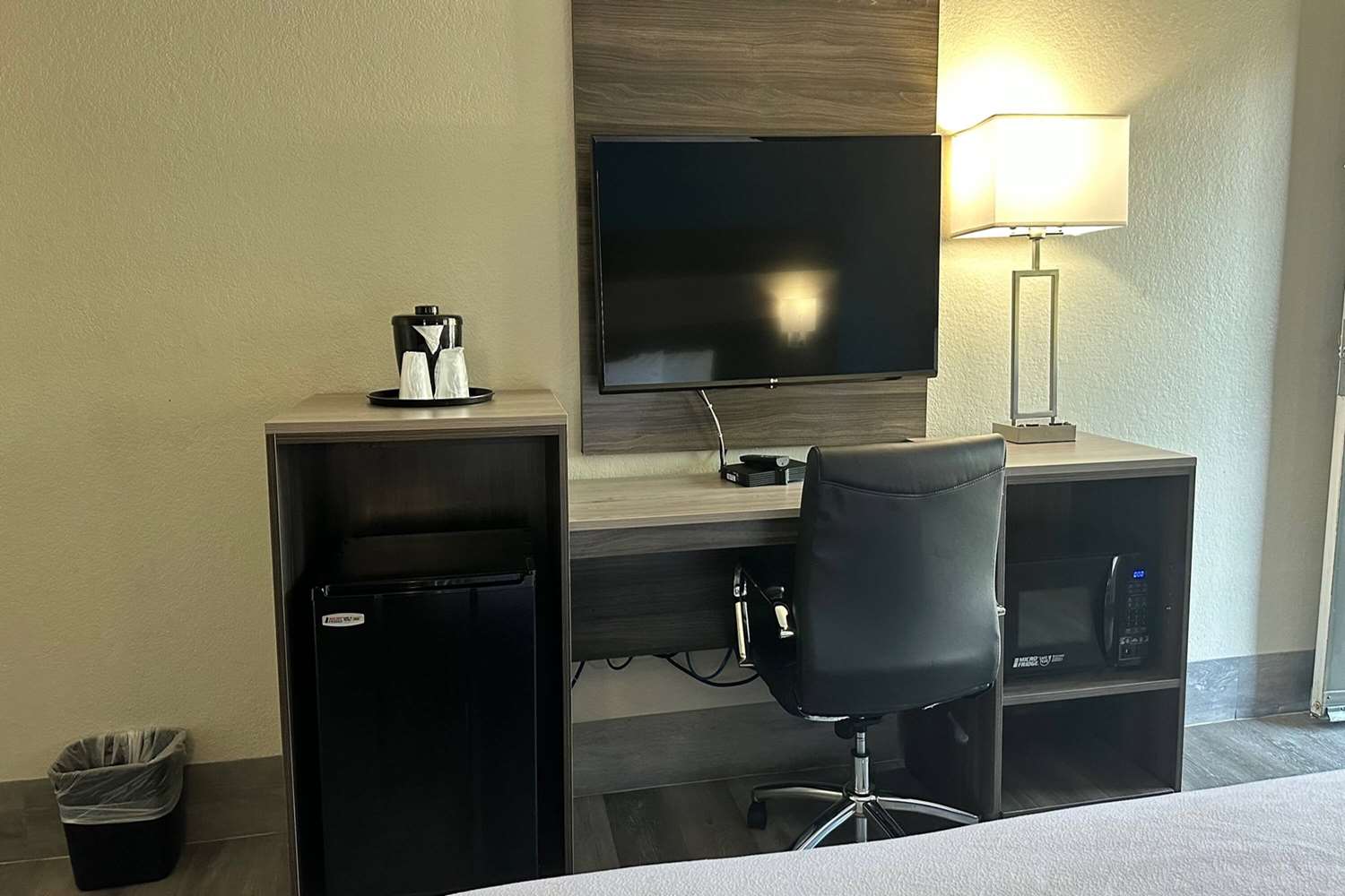 Days Inn by Wyndham San Diego Vista 39/46