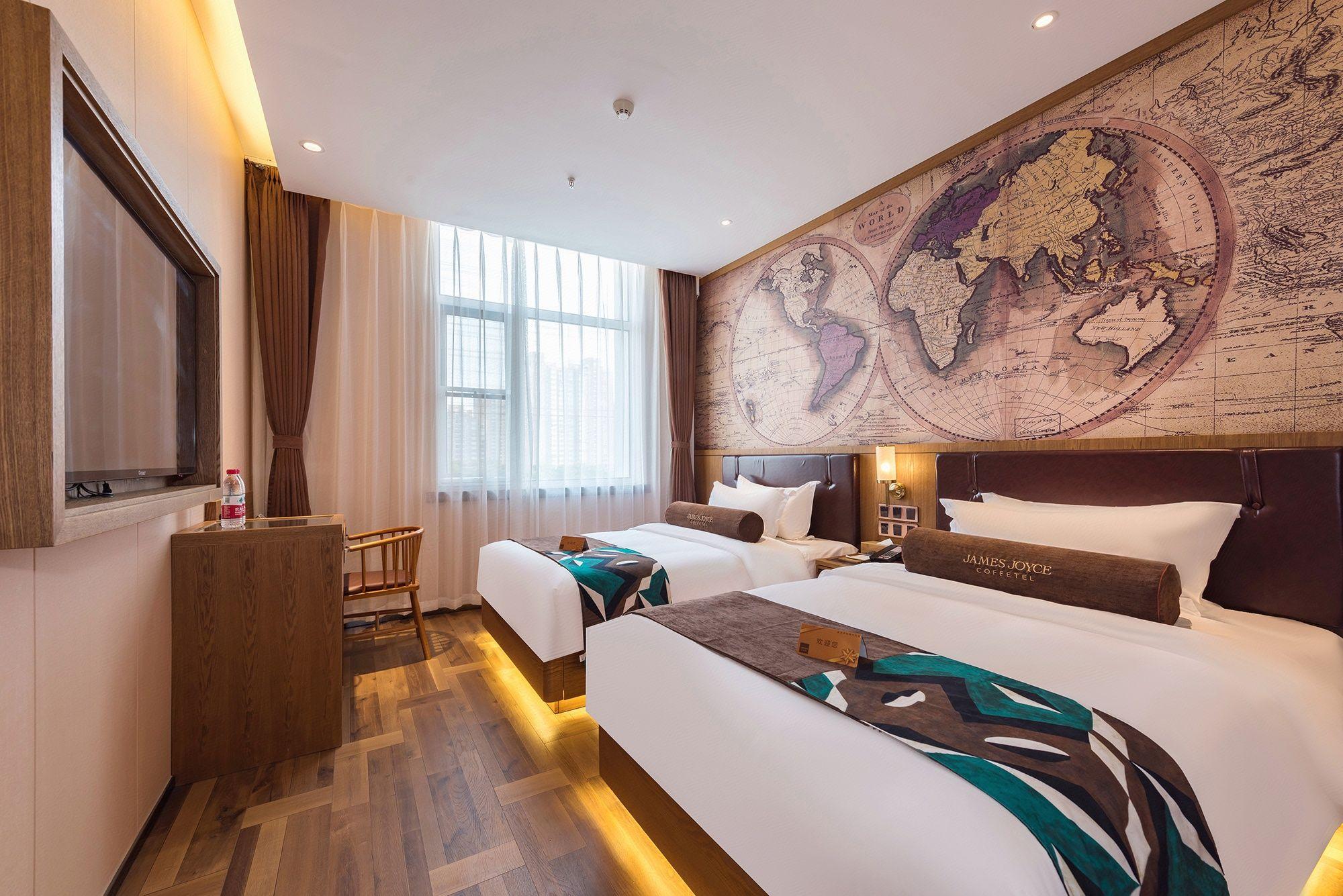 James Joyce Coffetel Hotel (Beijing Sihui East Metro Station) 16/38