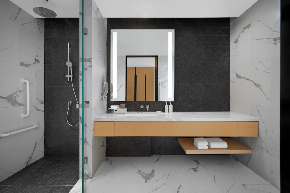 Courtyard by Marriott Xiamen Huli 46/50