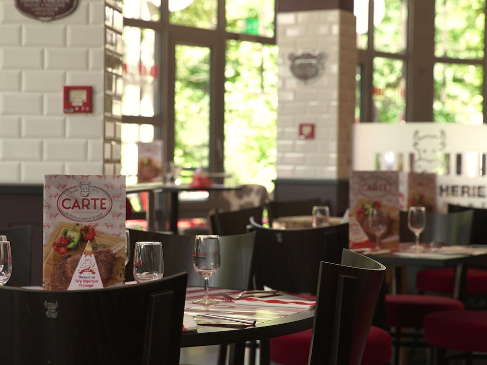 restaurant-cafeteria