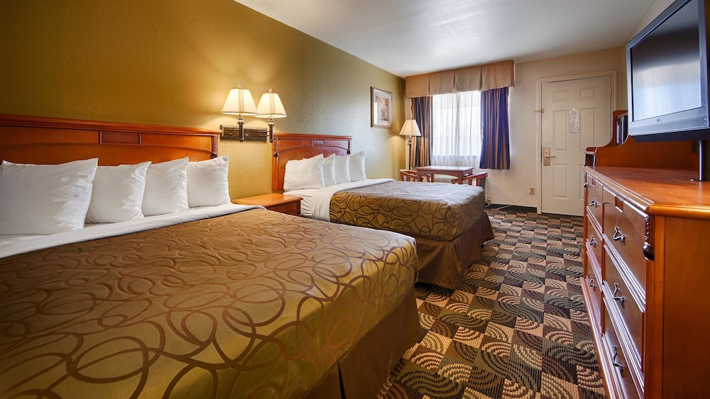 Best Western Caprock Inn 10/30
