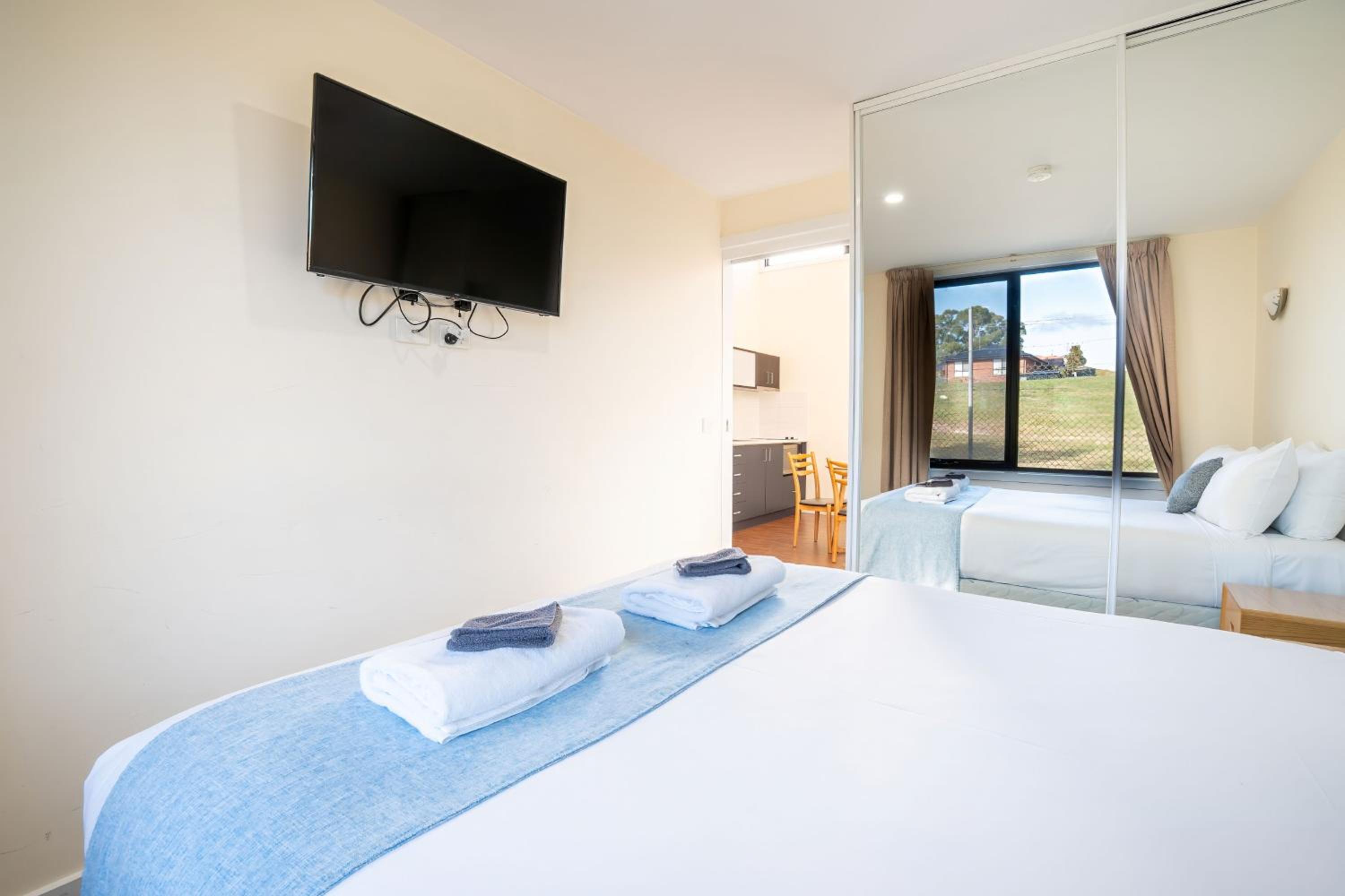 2 Bedrooms, Apartment