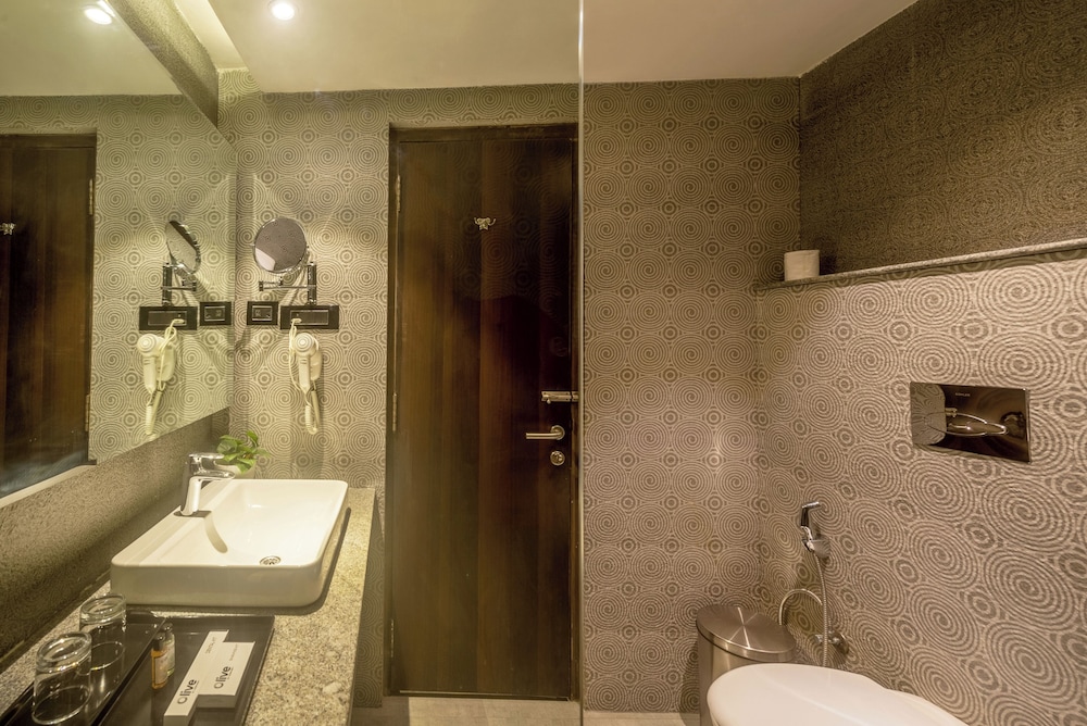 Olive Hotel Mg Road Dunsvirk Inn by Embassy Group 36/38