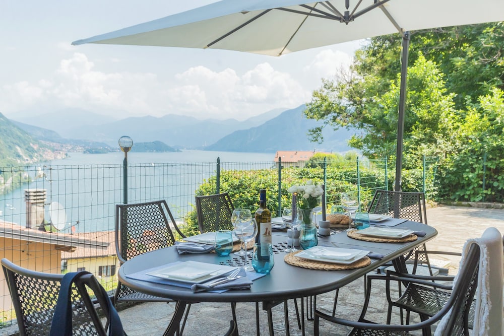 Harmony on the Lake by Rent all Como 28/42