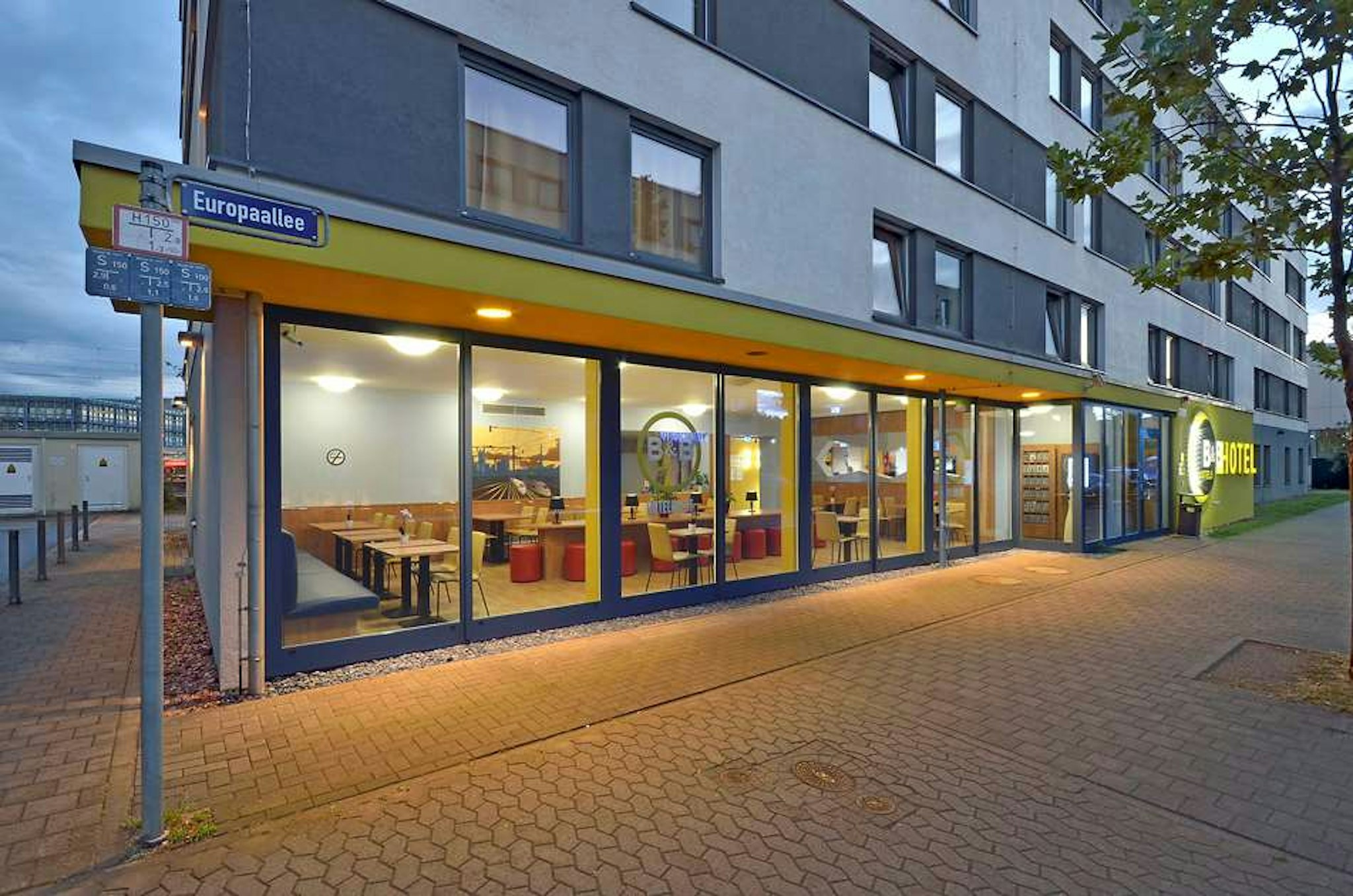 B&B Hotel Saarbrucken-Hbf 4/29
