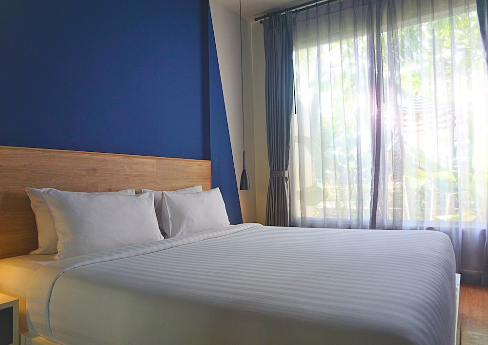 1 BEDROOM, VILLA, POOL SIDE