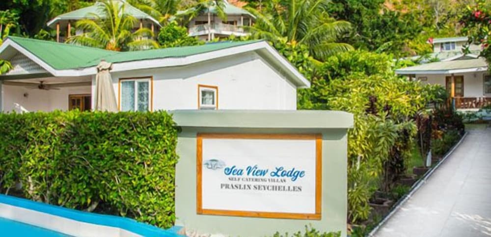 Sea View Lodge 2/38
