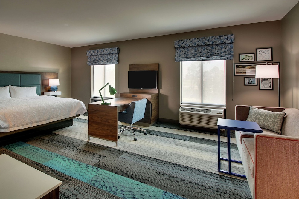 Hampton Inn And Suites Southport 25/56
