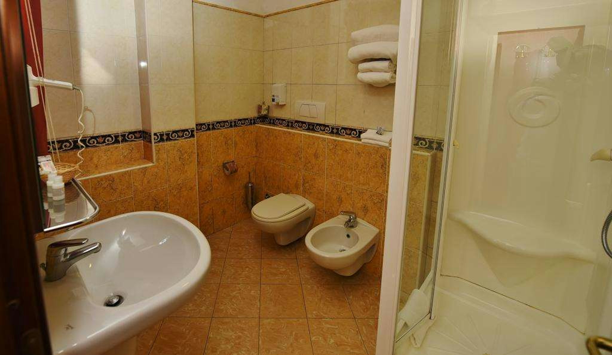 Albergo al Castello 35/44