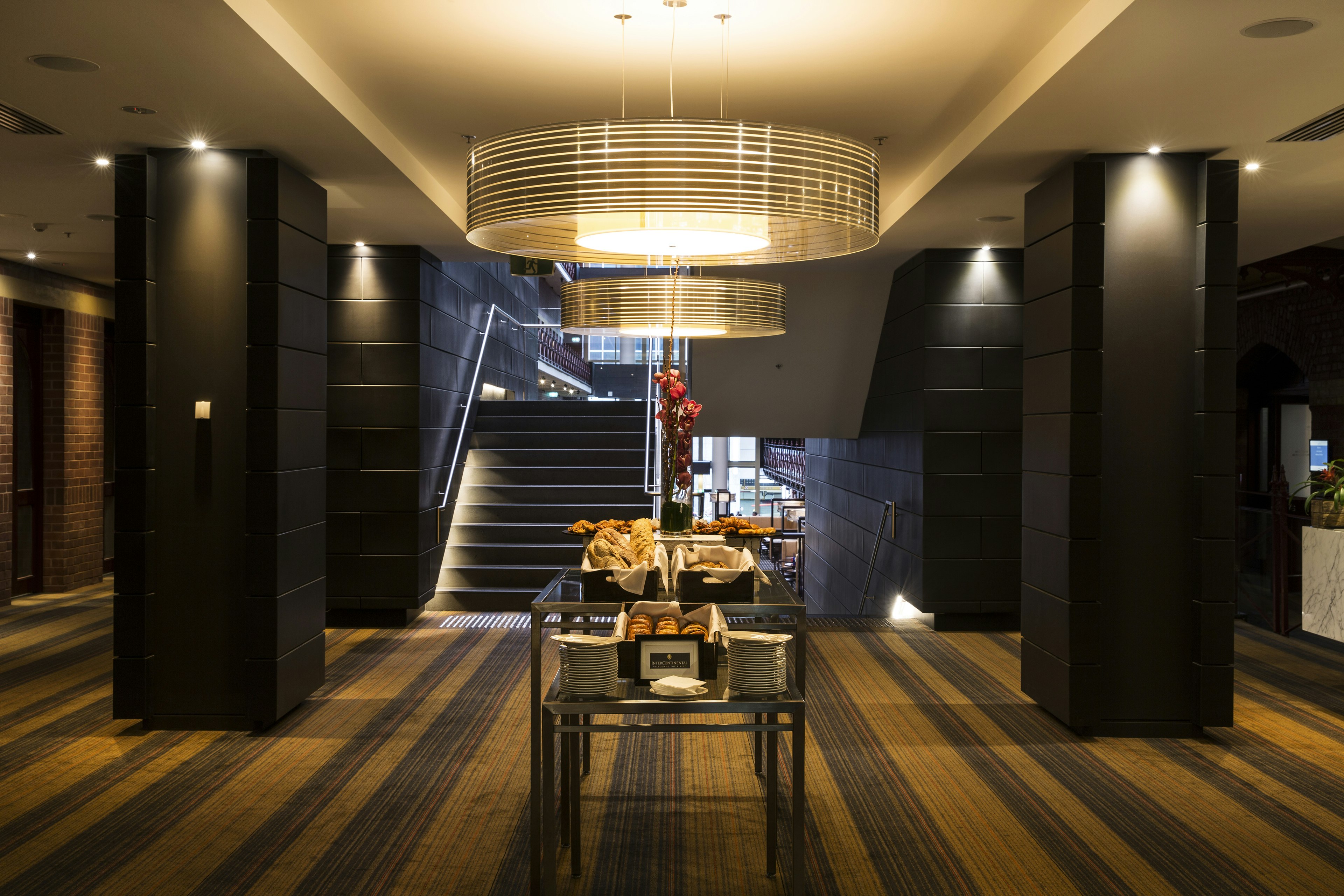 Intercontinental Hotels Melbourne 56/82