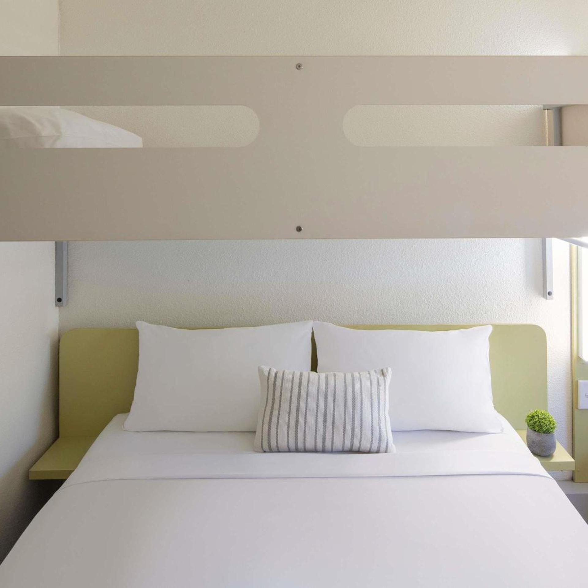 Standard, Single, Bunk Bed, Queen Bed، ibis budget Campbelltown 3/7