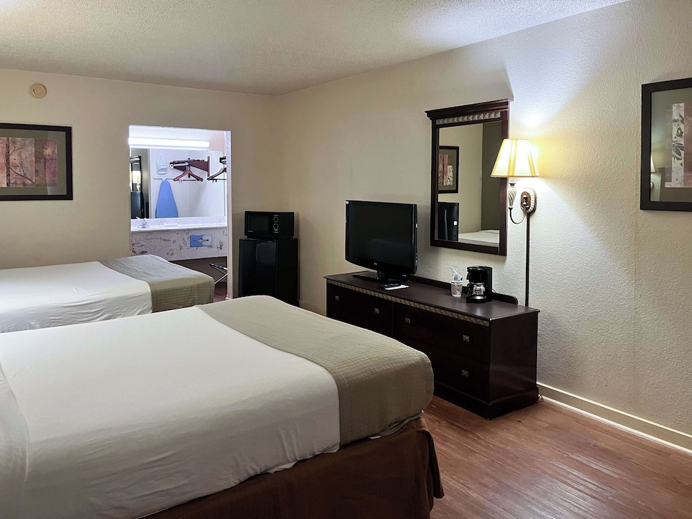 Motel6 Abbeville, AL 16/36