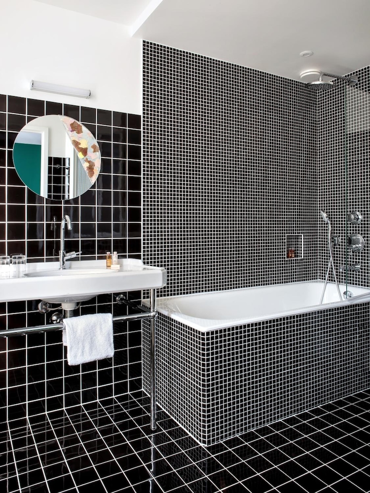New Hotel Le Voltaire 37/43