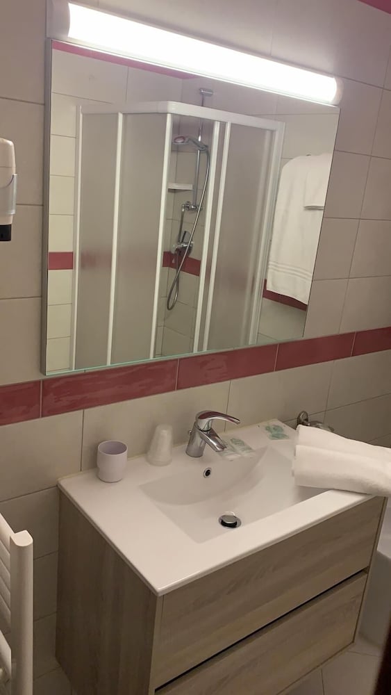 Hotel Smeraldo 28/31