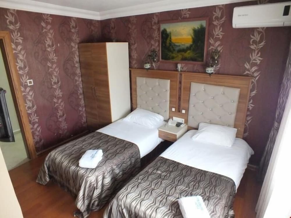 STANDARD, TWIN BEDS