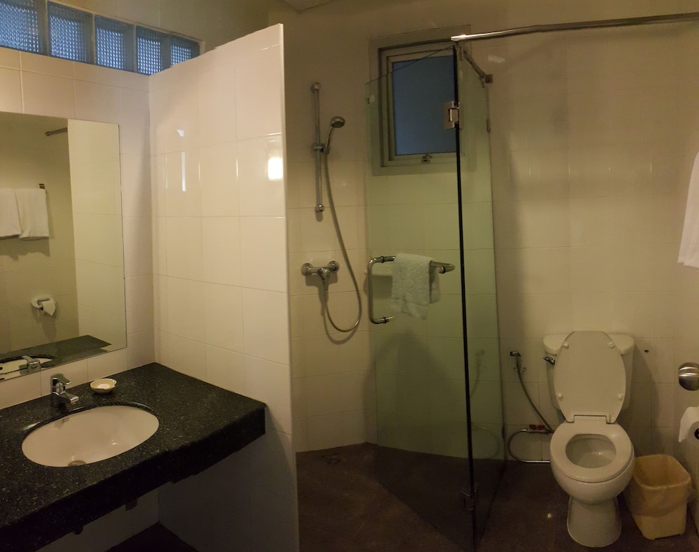 The Leela Resort Spa Pattaya 45/50