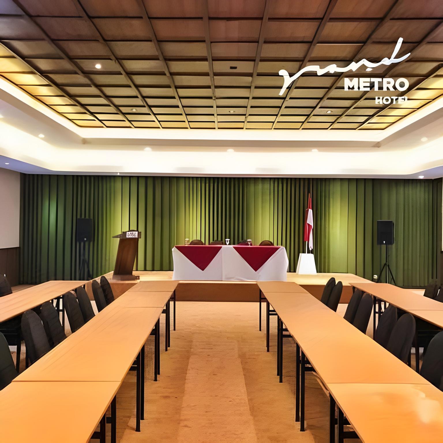 Grand Metro Hotel Puncak 49/55