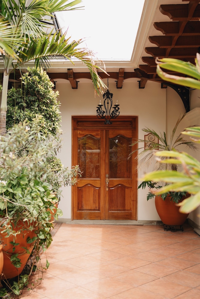 Los Pilares Hotel 2/63