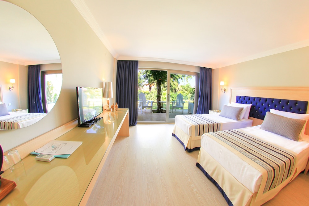 Palm Bay Beach Hotel 21/61