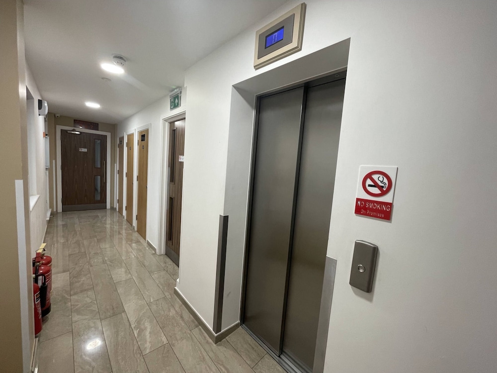 Ilford Tower Apartments 26/45