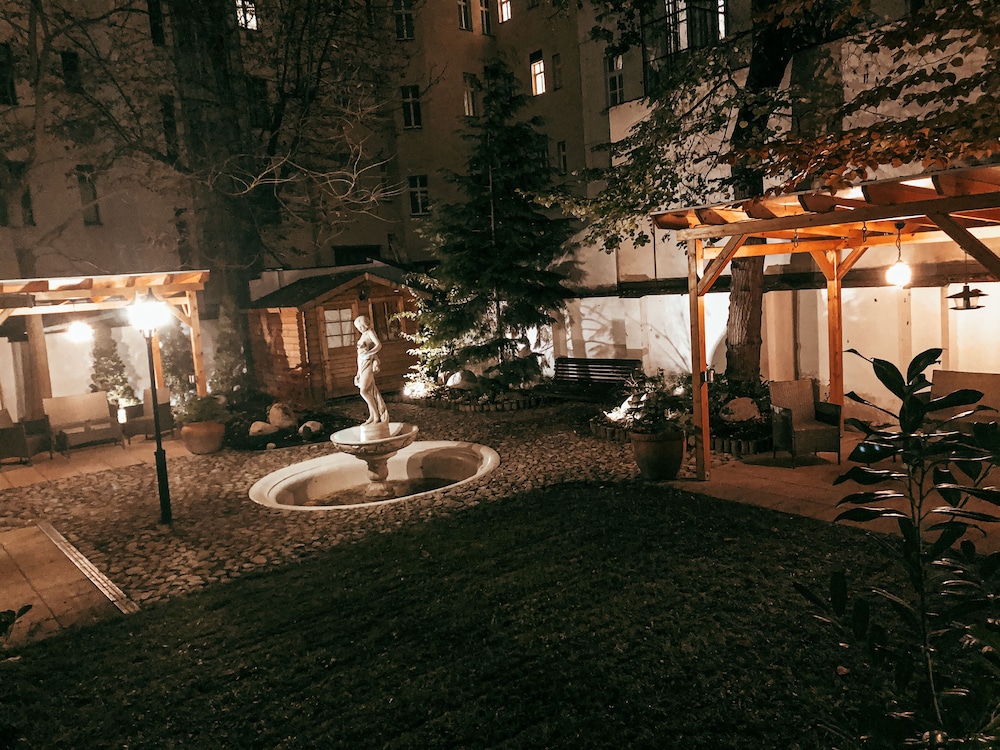 Alfons Boutique Hotel 69/75
