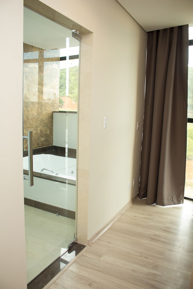 Minas Platinum Hotel & Convention 36/58