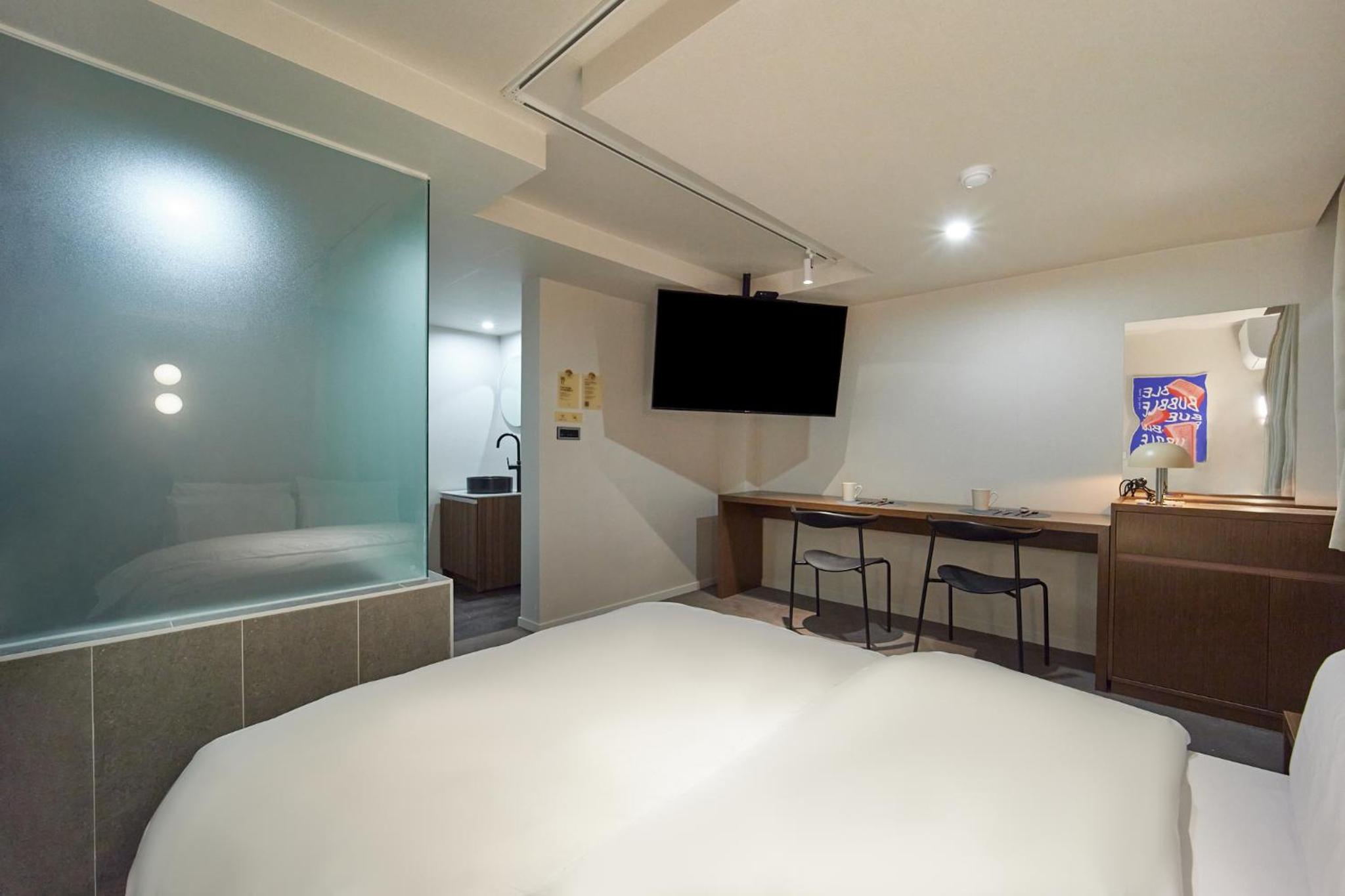 غرفة ديلوكس بسرير مزدوج، Hotel Yaja Nampo Lotte 5/9