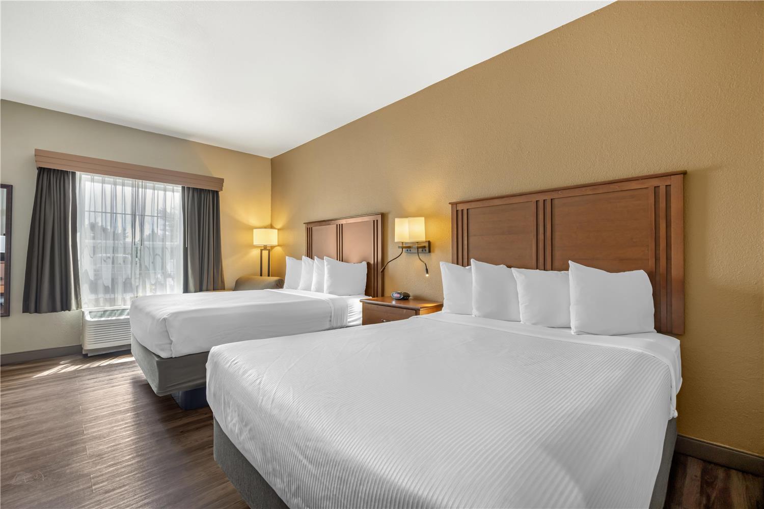 Room, 2 Queen Beds, Pet Friendly