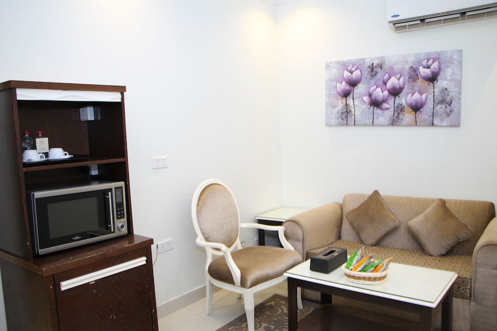 Al Muhaidb Residence Al Dowally 18/30