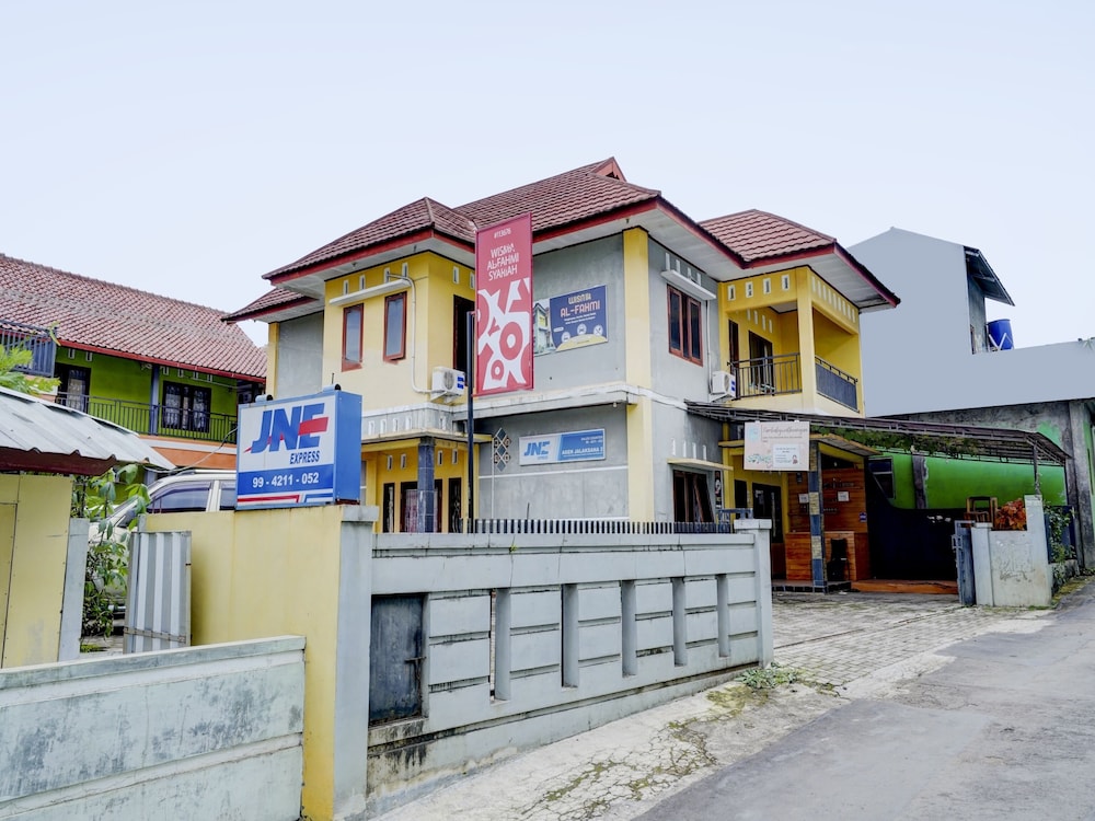 OYO 113676 Wisma Al-fahmi Syariah 22/25