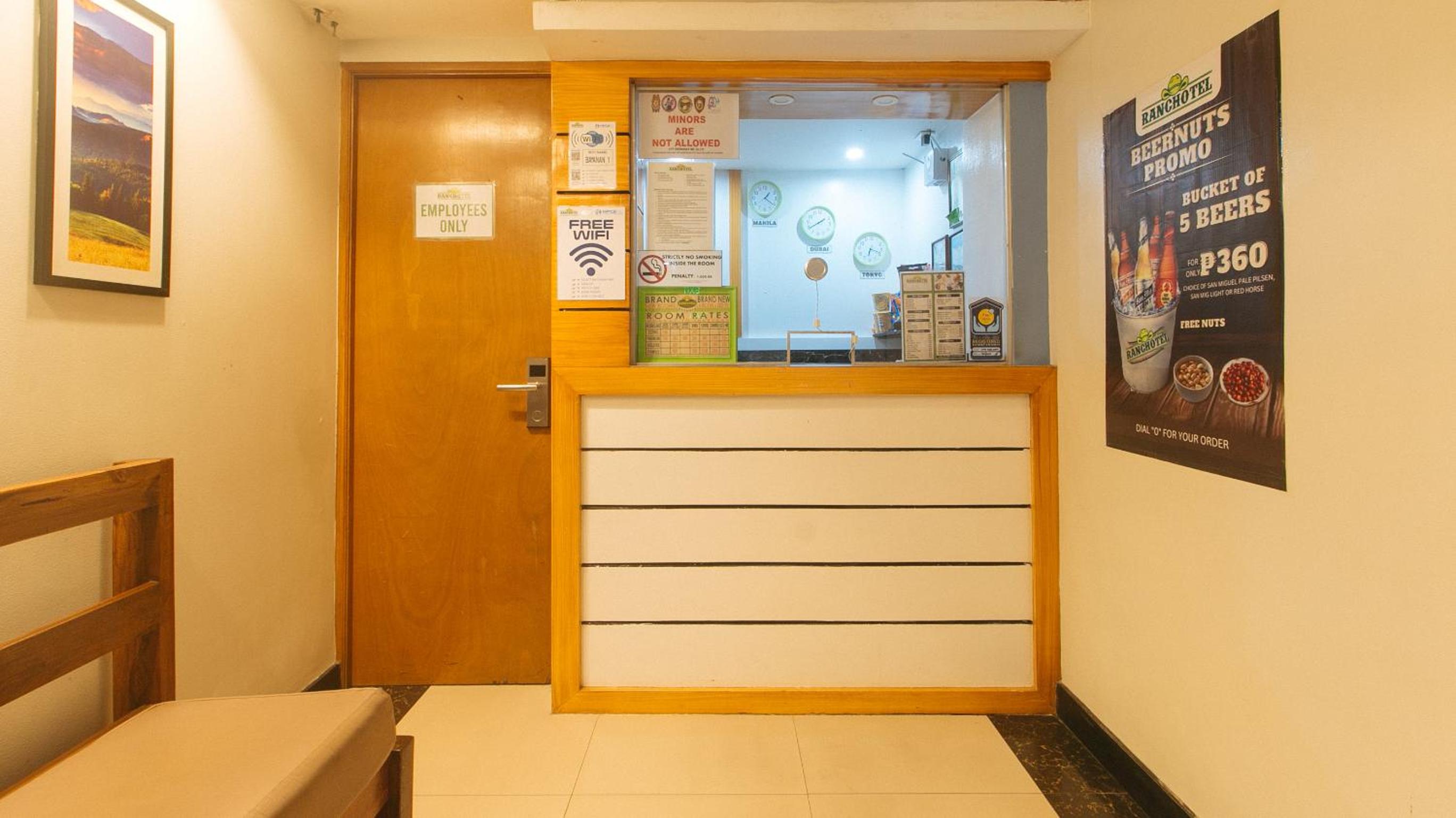 OYO 717 Ranchotel Bayanan 7/50