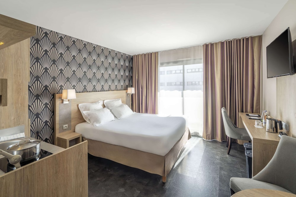 استوديو بسرير كينج، Best Western Les Aureliades 7/10