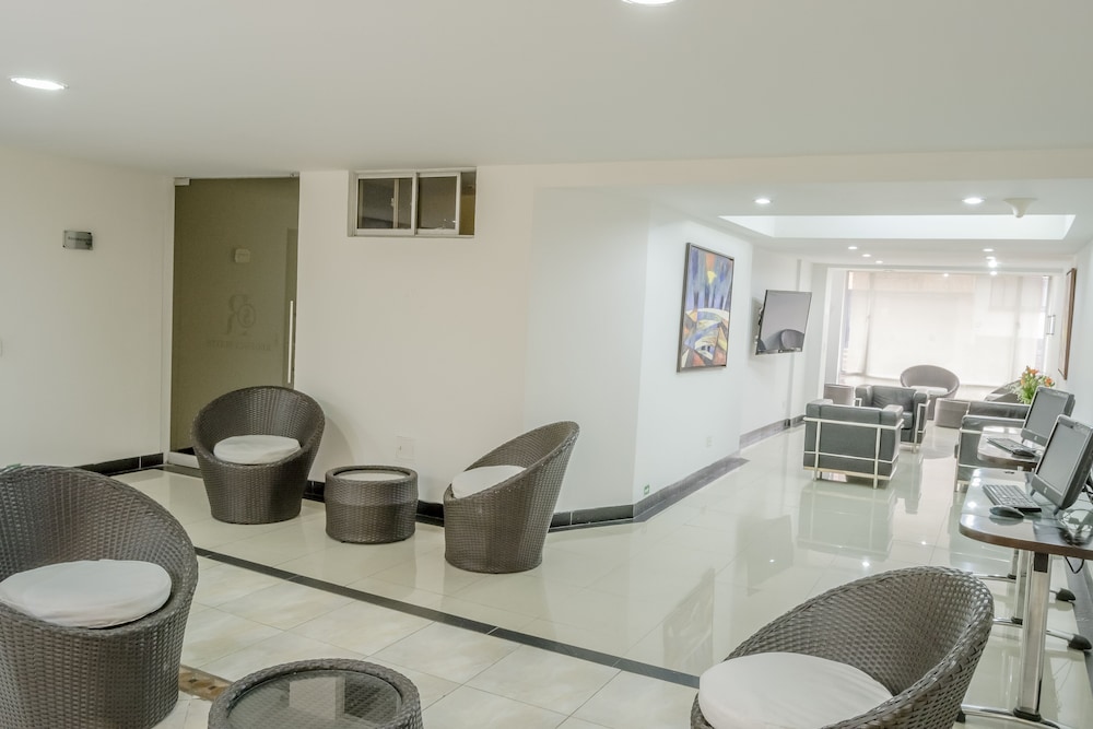 Regency Suites Hotel Boutique 22/53