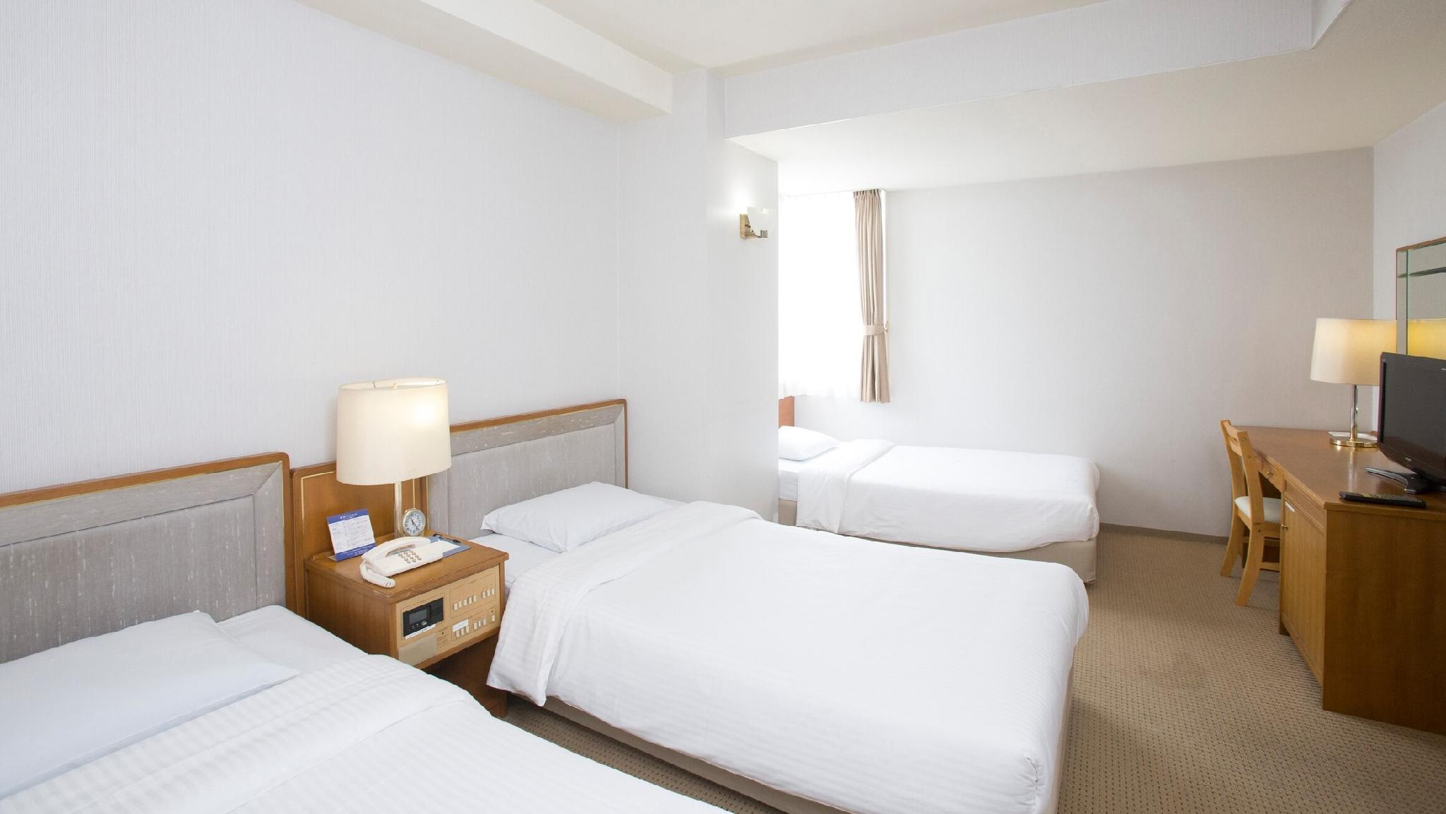 Standard, Triple, 3 Beds
