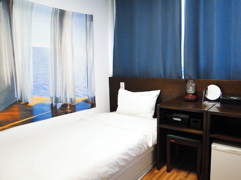 EKONOMY HOTEL HAEUNDAE 35/66