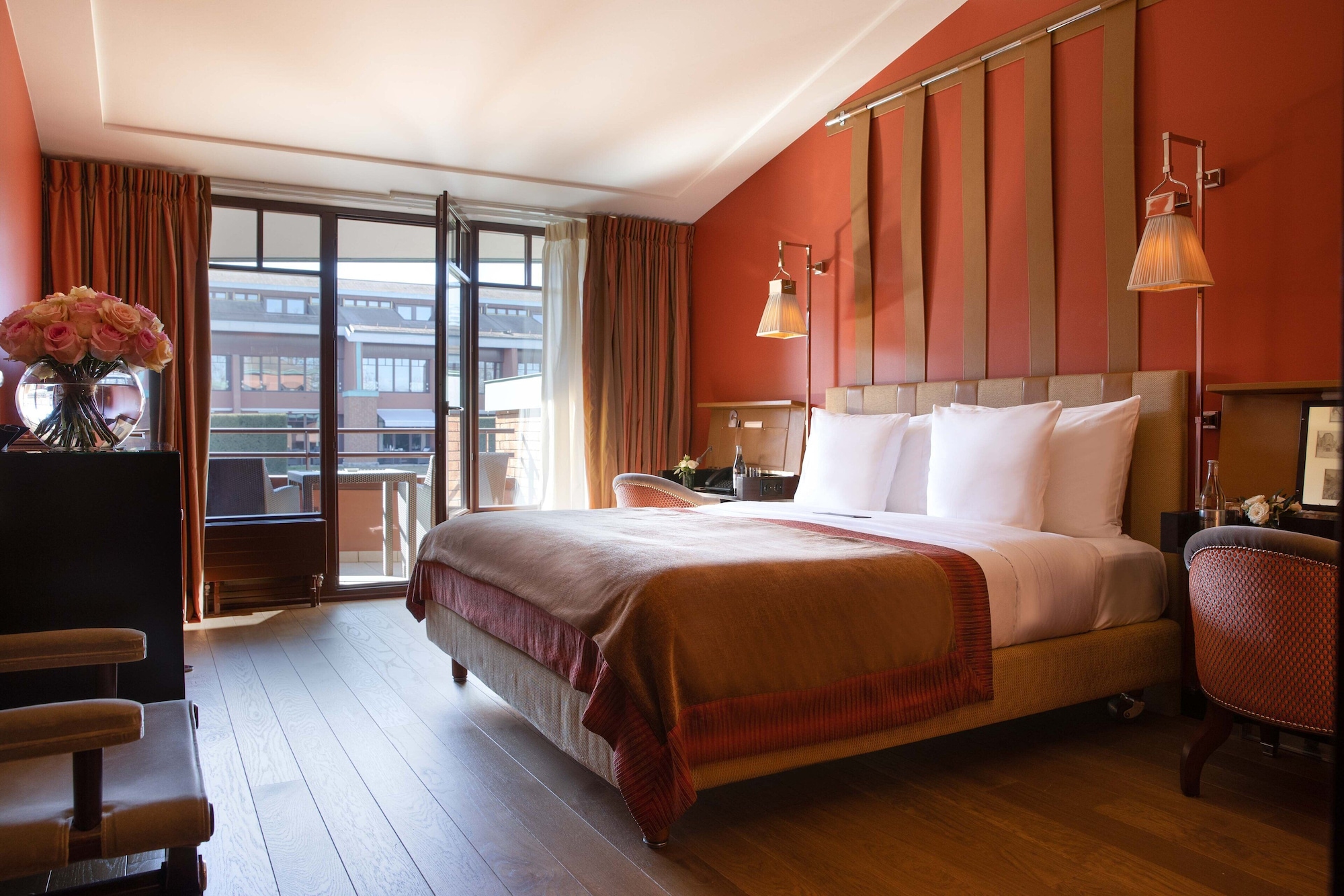 SUPERIOR, KING BED