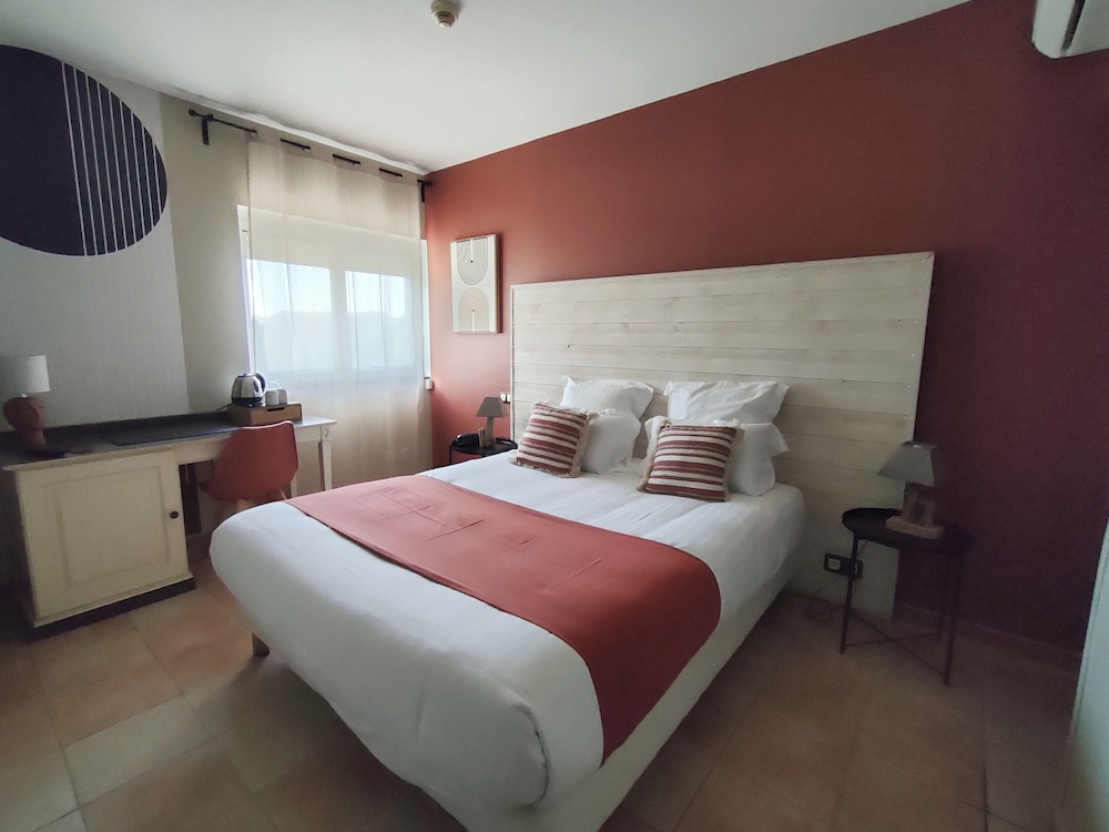 AUBERGE COTE JARDIN 16/56