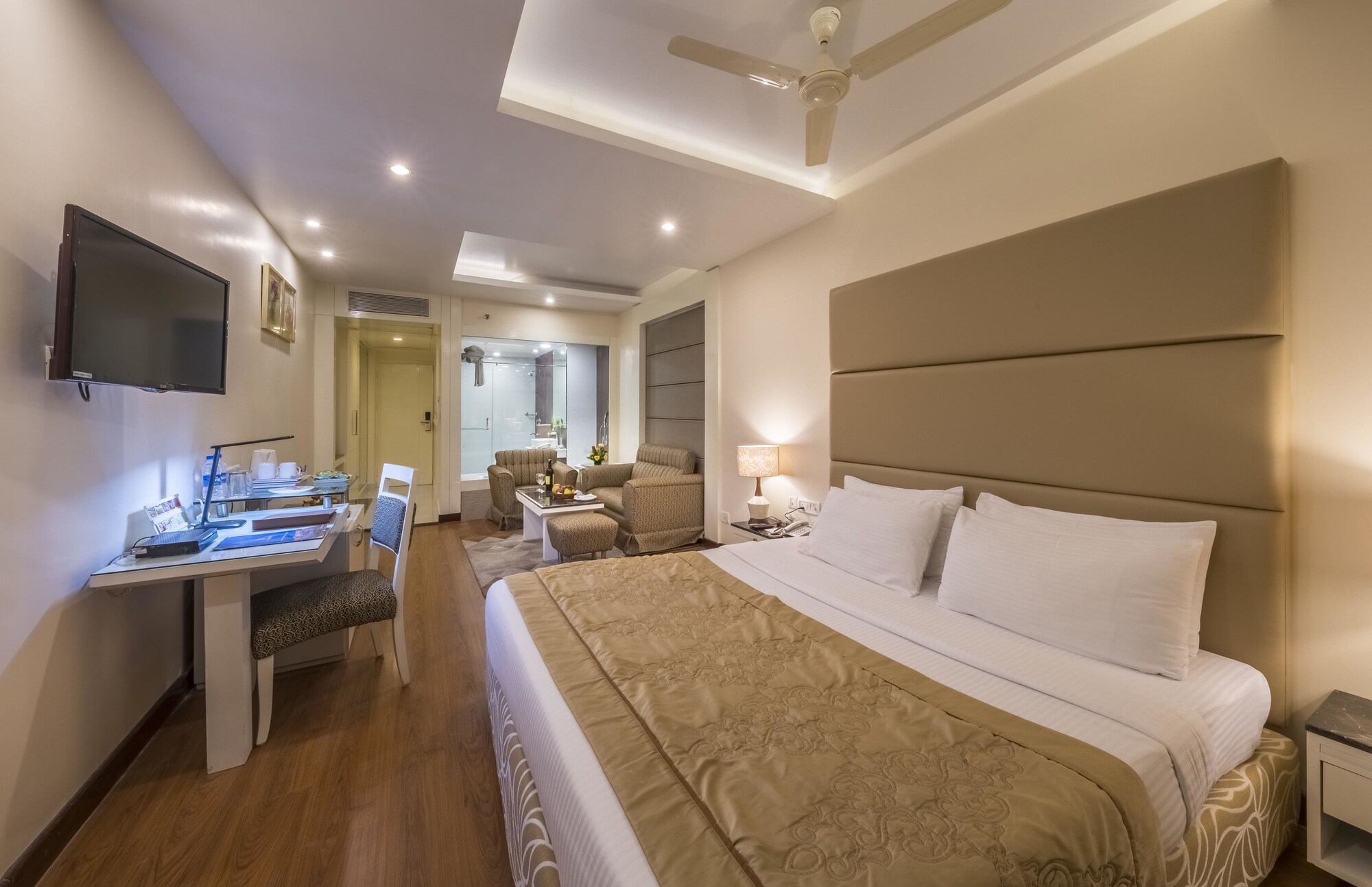 CLUB, DOUBLE BED