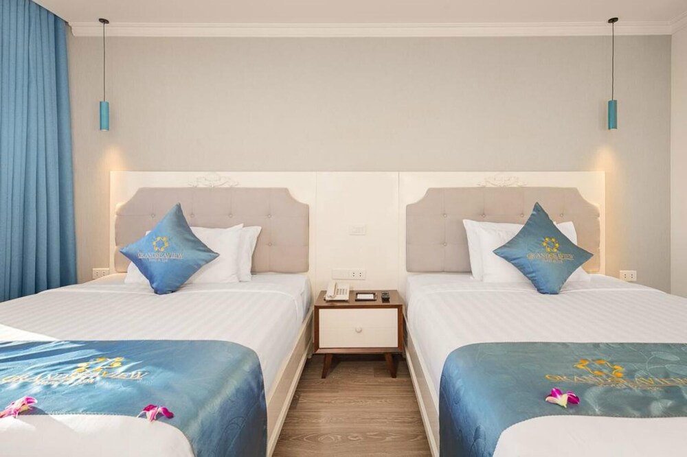 Grand Seaview Hotel 21/68