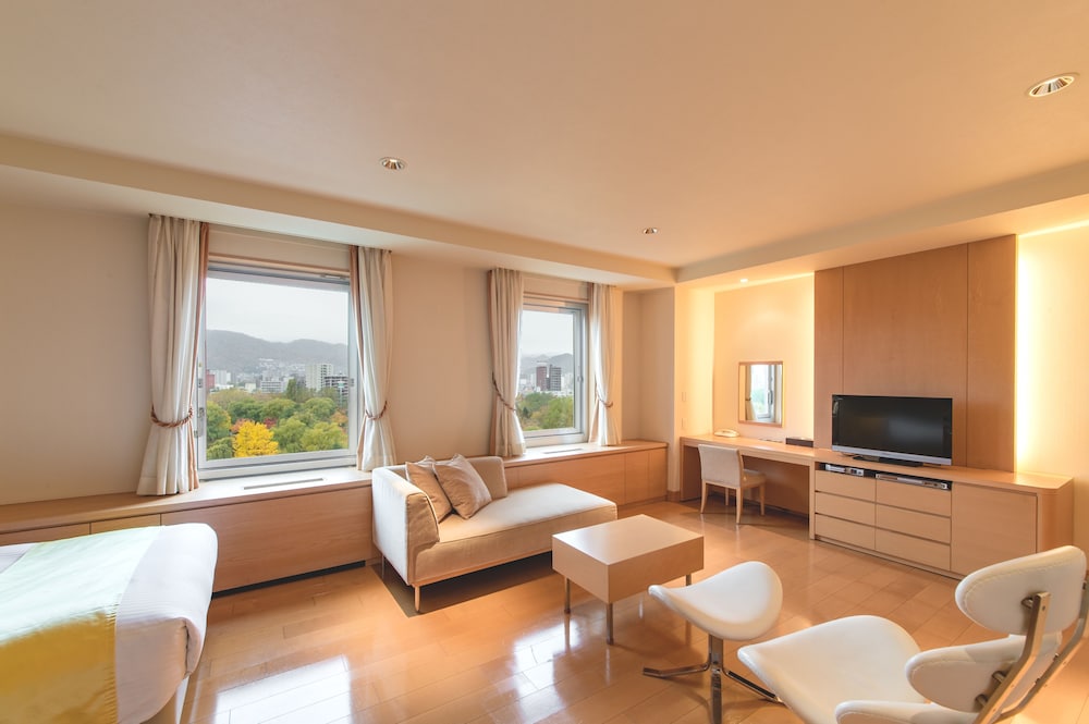Sapporo Park Hotel 44/75