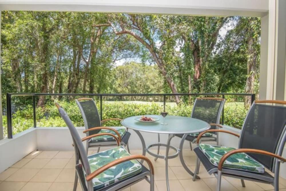 Noosa Springs Golf Resort Spa 53/65