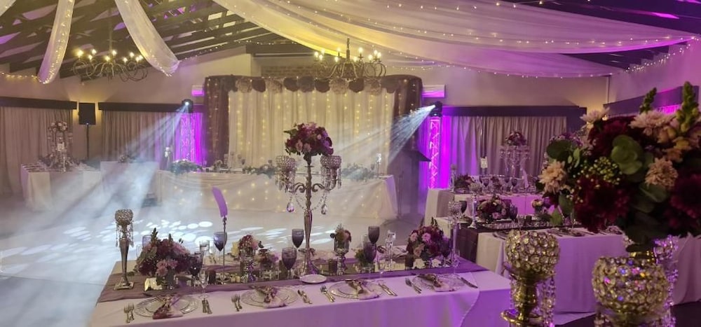 Accolades Boutique Venue 6/49